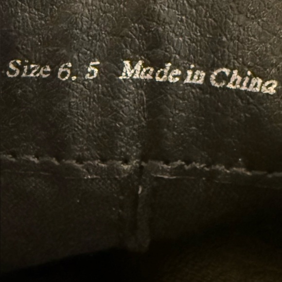 Dolce Vita Caster H2O Waterproof Lug Sole Heeled Ankle Boot Women’s Size 6.5 - Picture 8 of 8